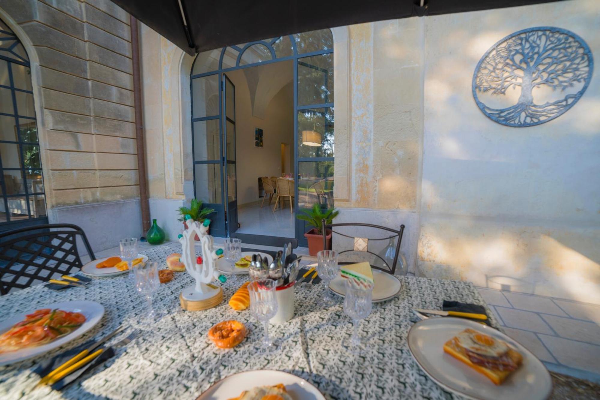 Villa Vallone Apartments Galatina Bagian luar foto