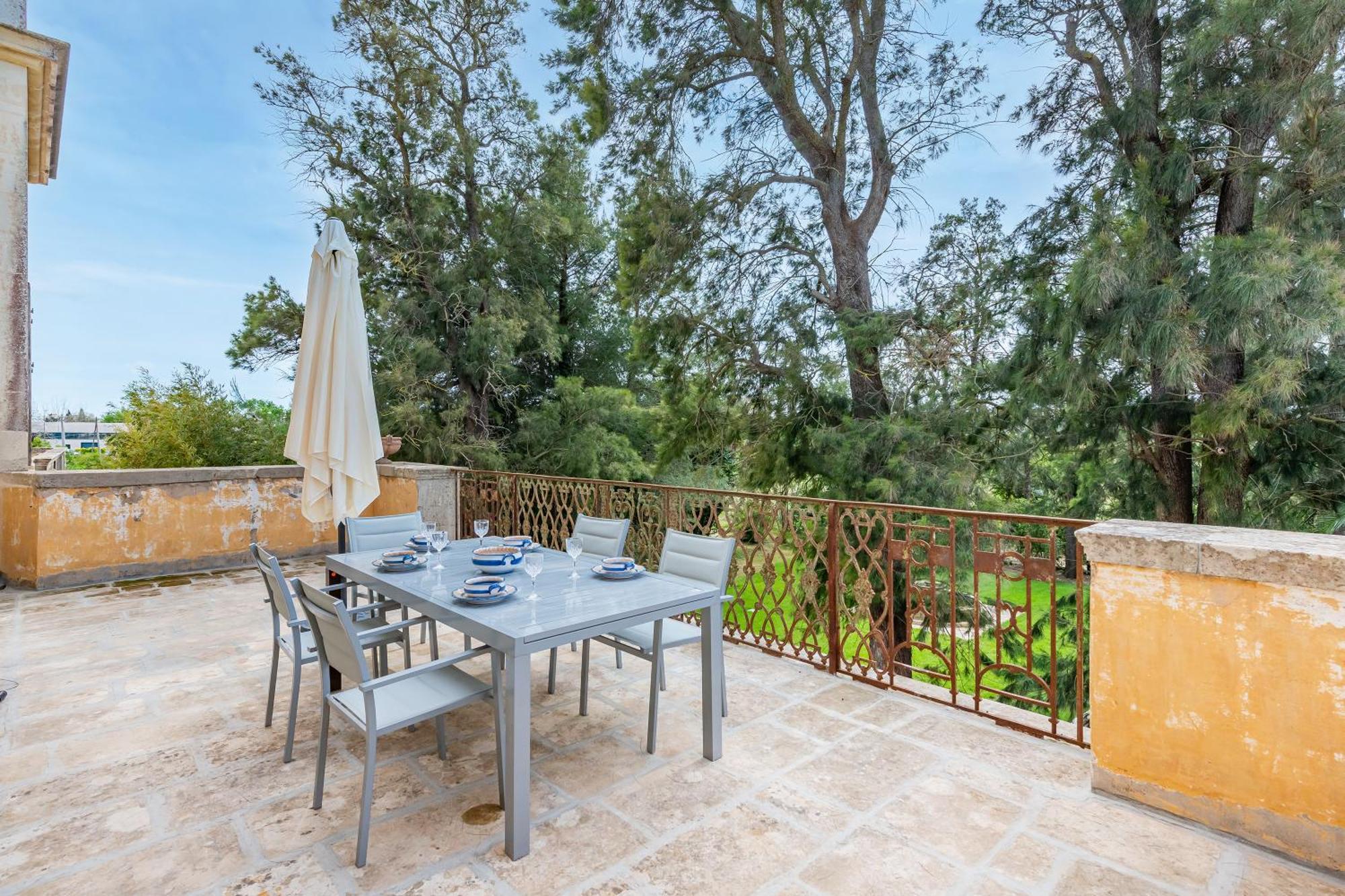 Villa Vallone Apartments Galatina Bagian luar foto