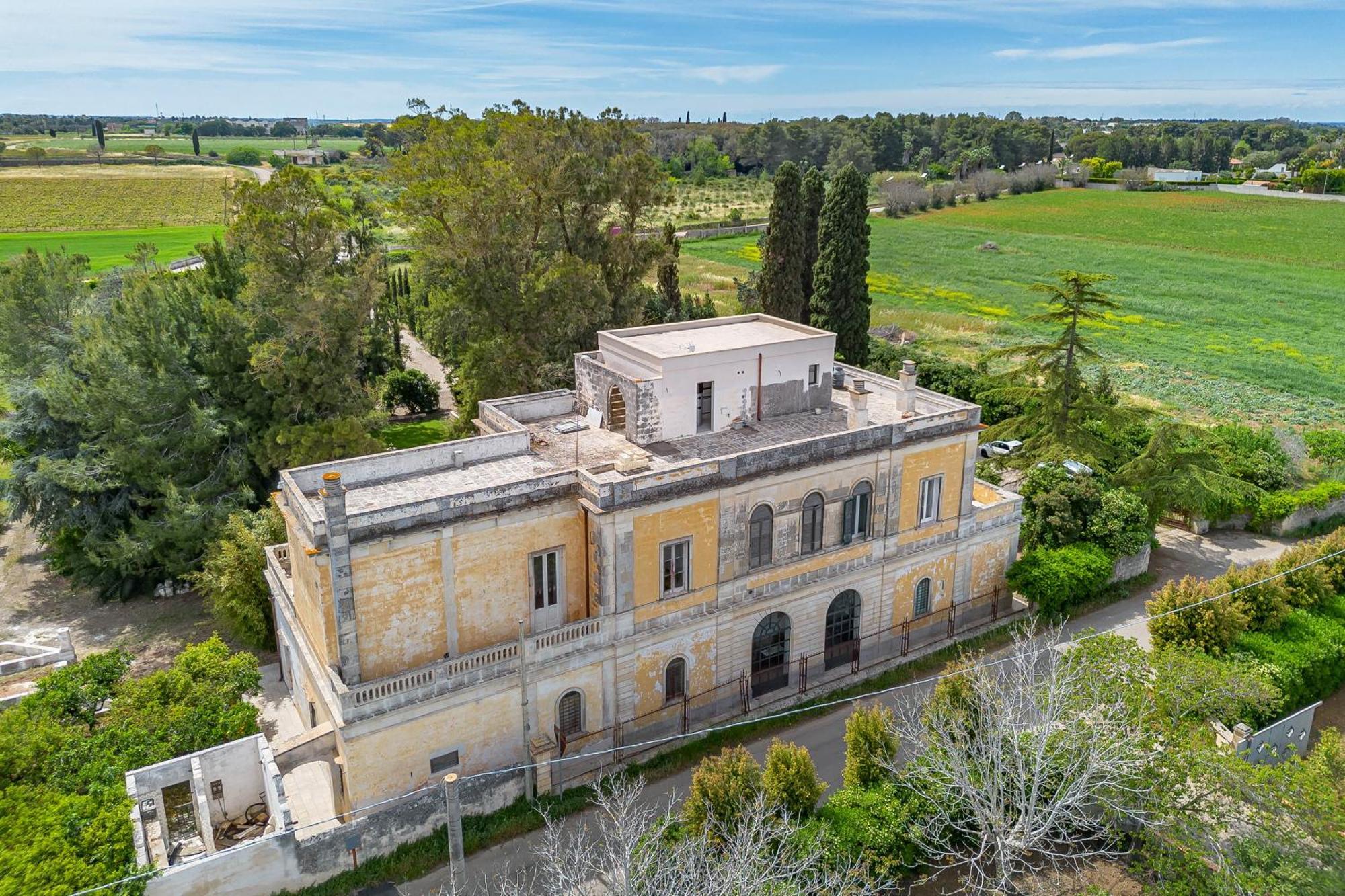 Villa Vallone Apartments Galatina Bagian luar foto